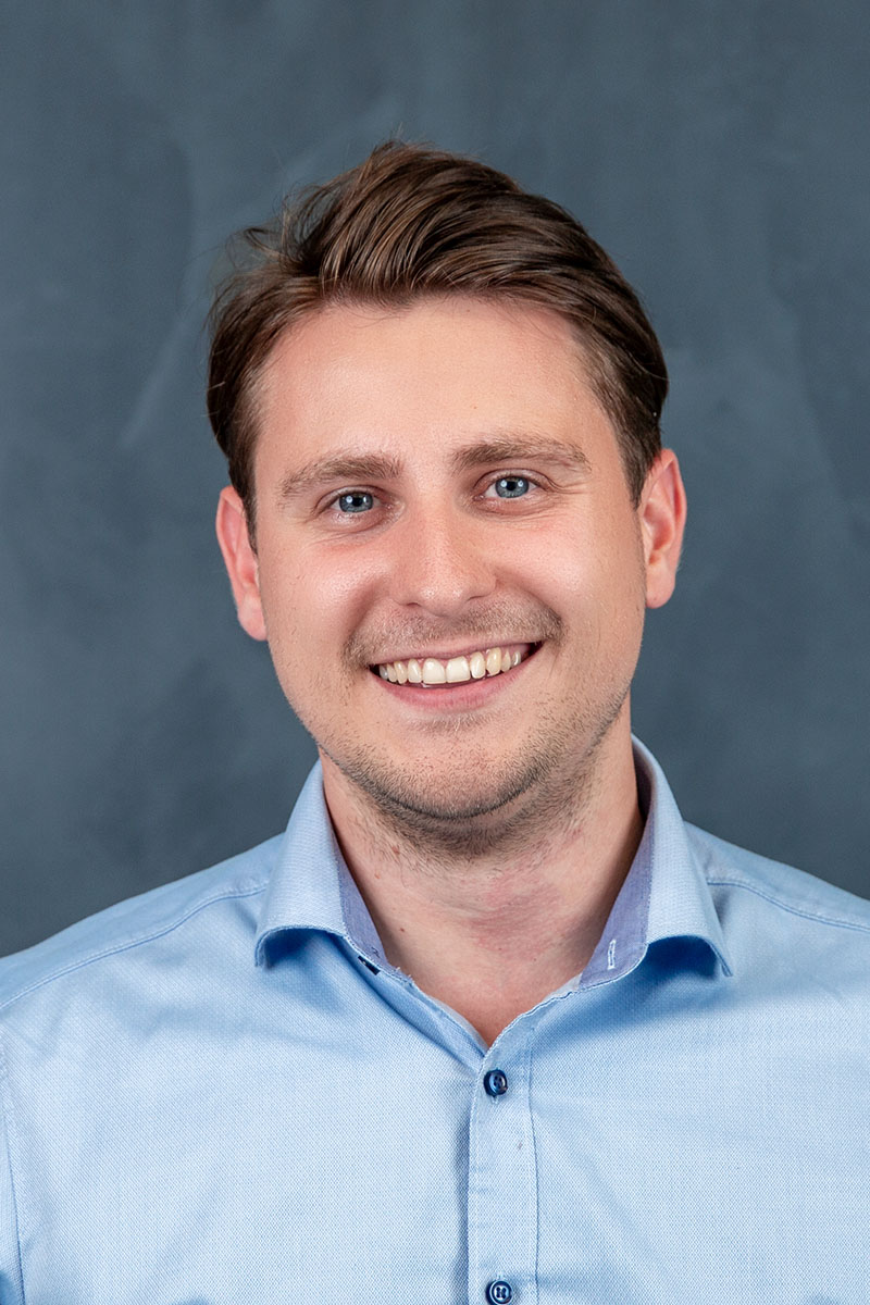 Herr Tobias Gruber